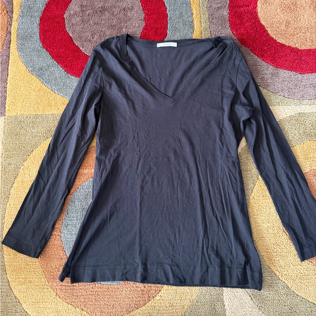 Like New Adam Lippes 100% Pima Cotton Long Sleeve Black V Neck Tee Shirt Medium